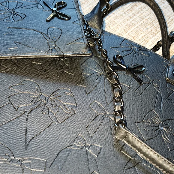 Betsey Johnson Black Bow-Embossed Tote - Picture 15 of 16